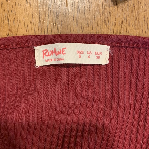 Maroon Tank Top - Picture 4 of 4